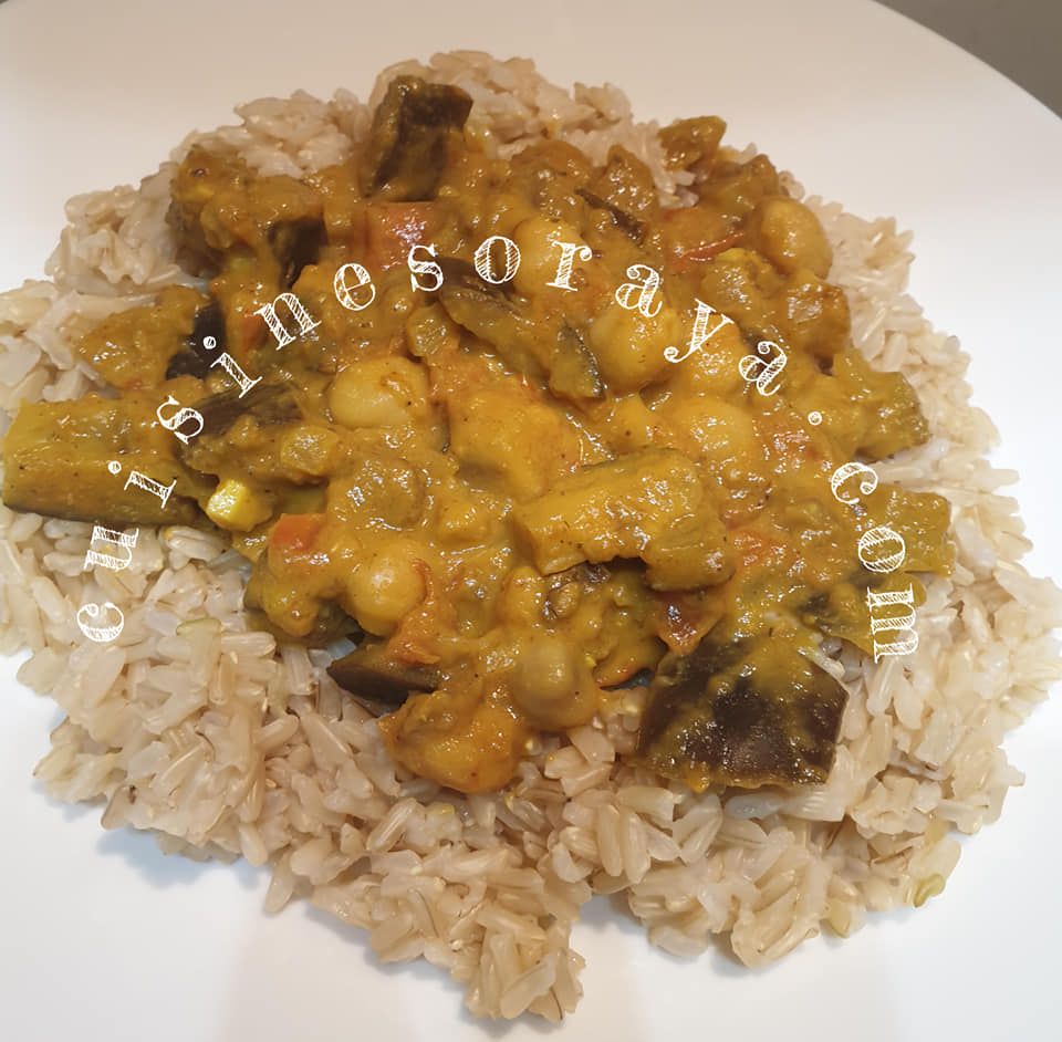 Curry d'aubergine et pois chiche