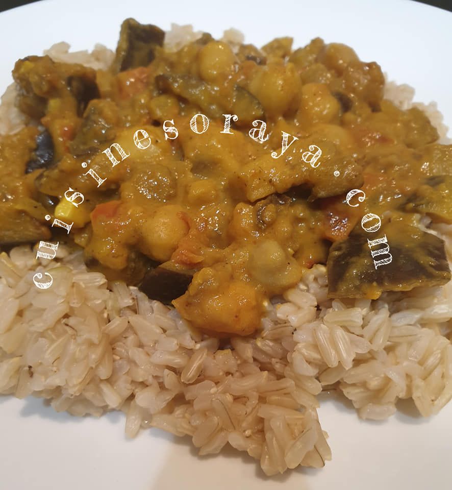Curry d'aubergine et pois chiche
