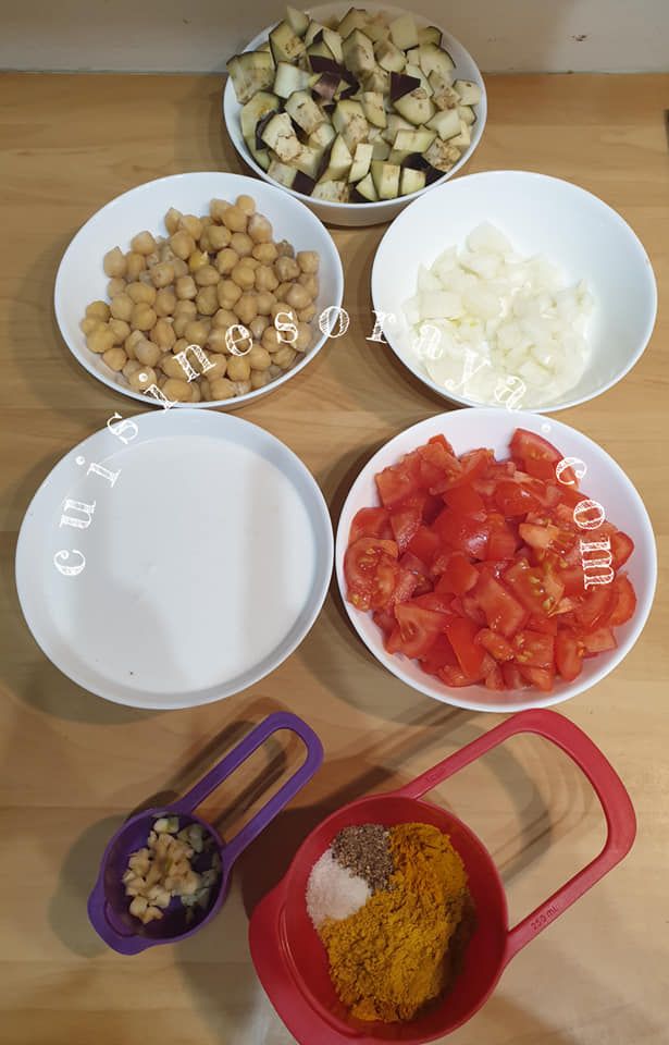Curry d'aubergine et pois chiche