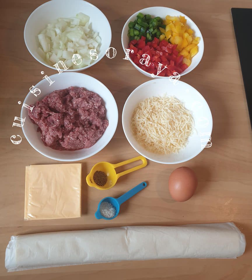 Tresse feuilleté à la viande, poivron et cheddar
