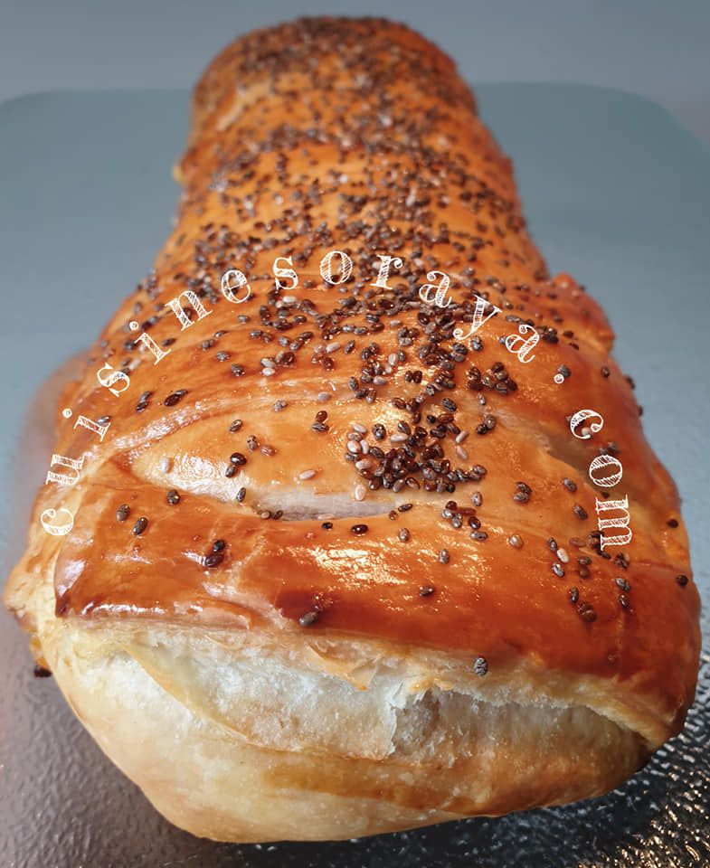 Tresse feuilleté à la viande, poivron et cheddar