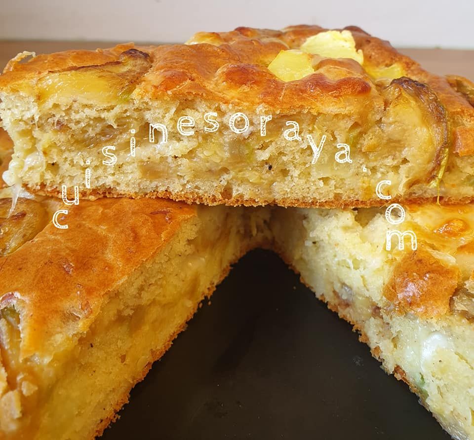 Gâteau salé à la courgette, pomme de terre et mozzarella