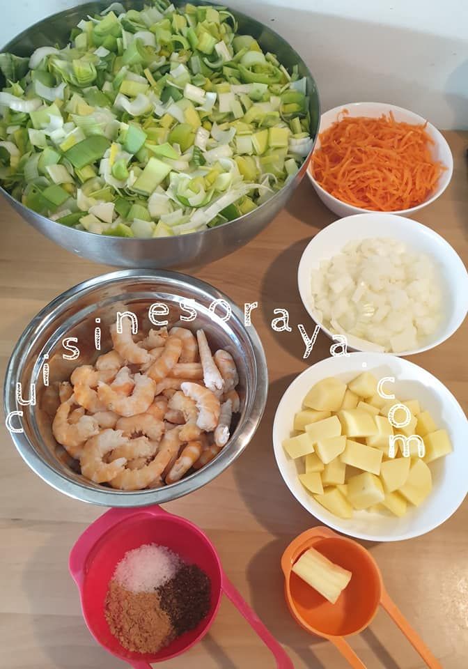 Soupe aux poireaux et crevettes