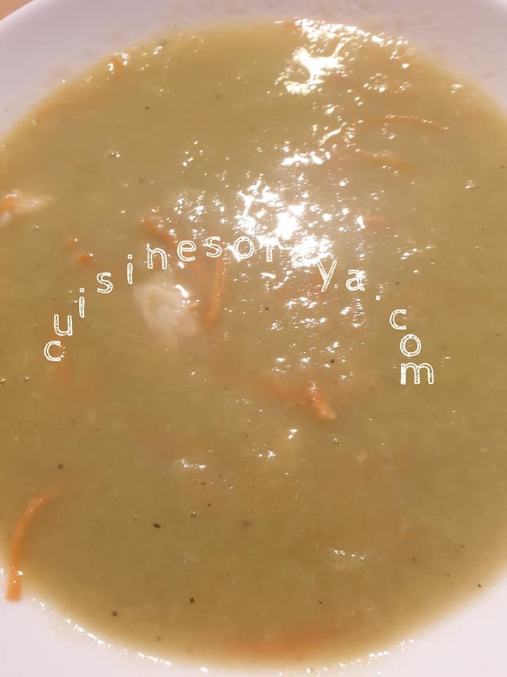 Soupe aux poireaux et crevettes