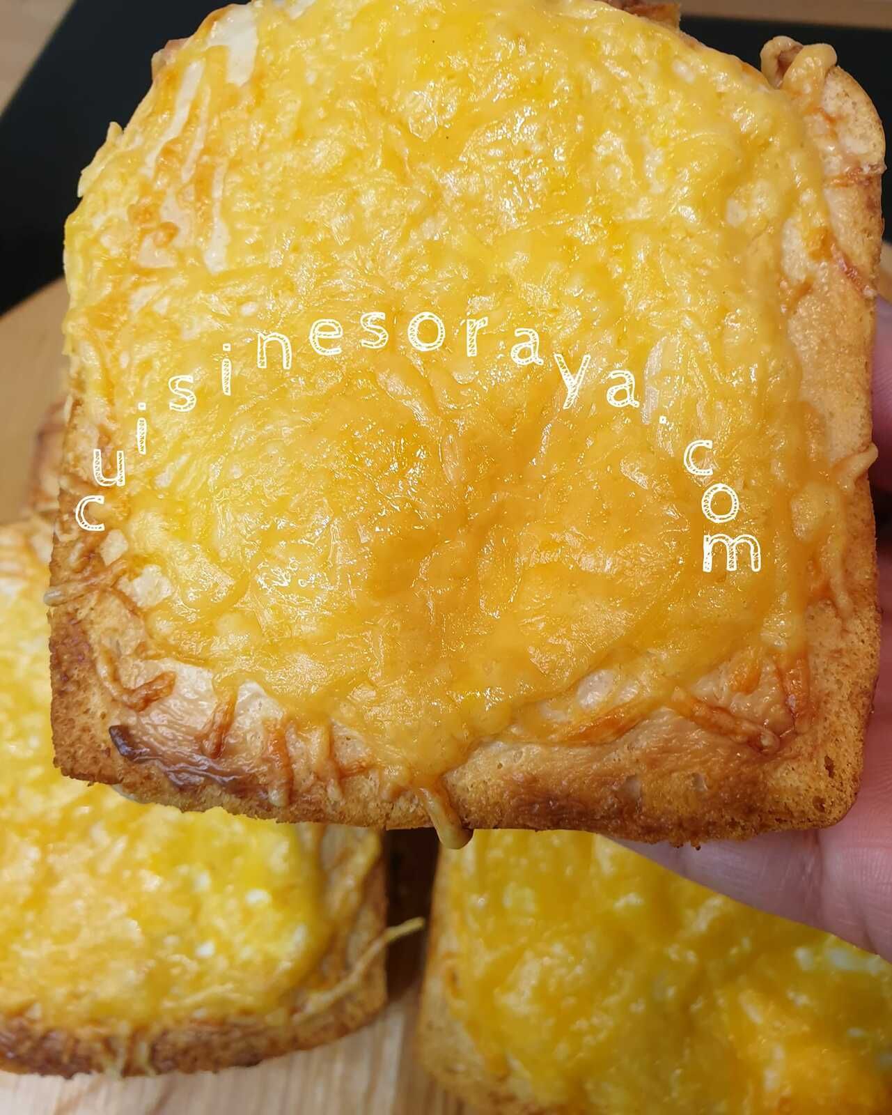 Croque dinde, chèvre et miel