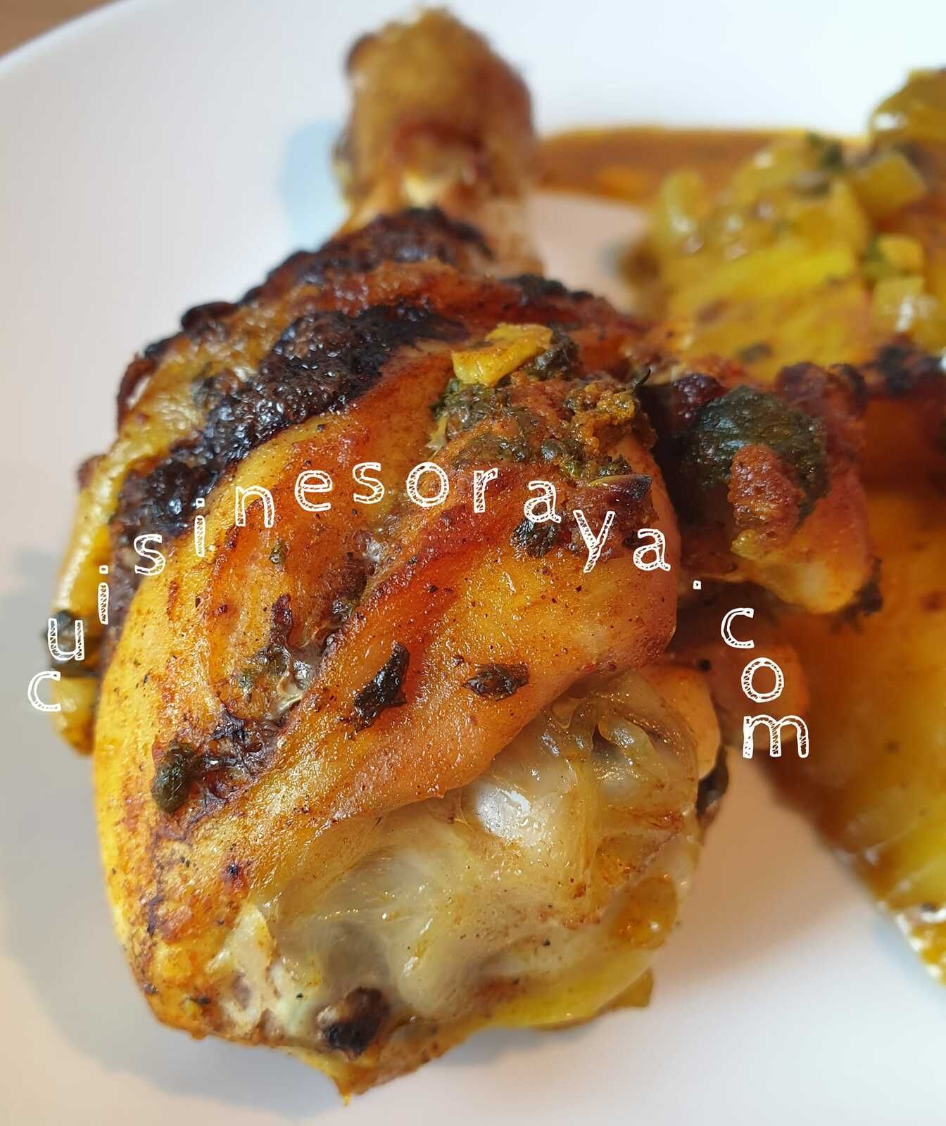 Pilon de poulet mariné et pommes de terre au four
