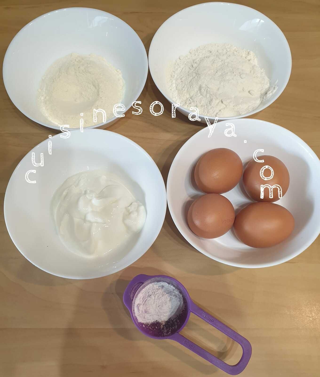 il y a bien 2 oeufs (non 4 )