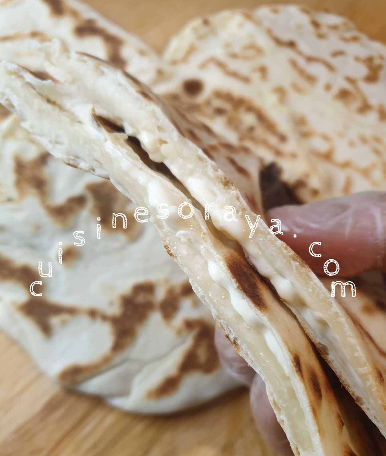 Cheese naan avec 2 ingrédients express