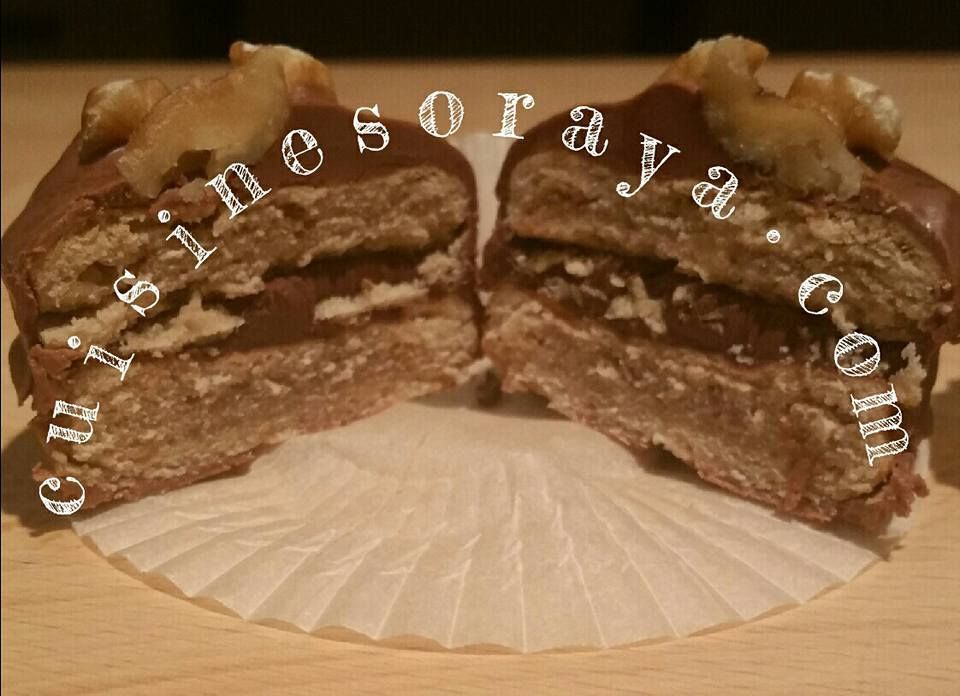 Gâteaux aux noix et chocolat