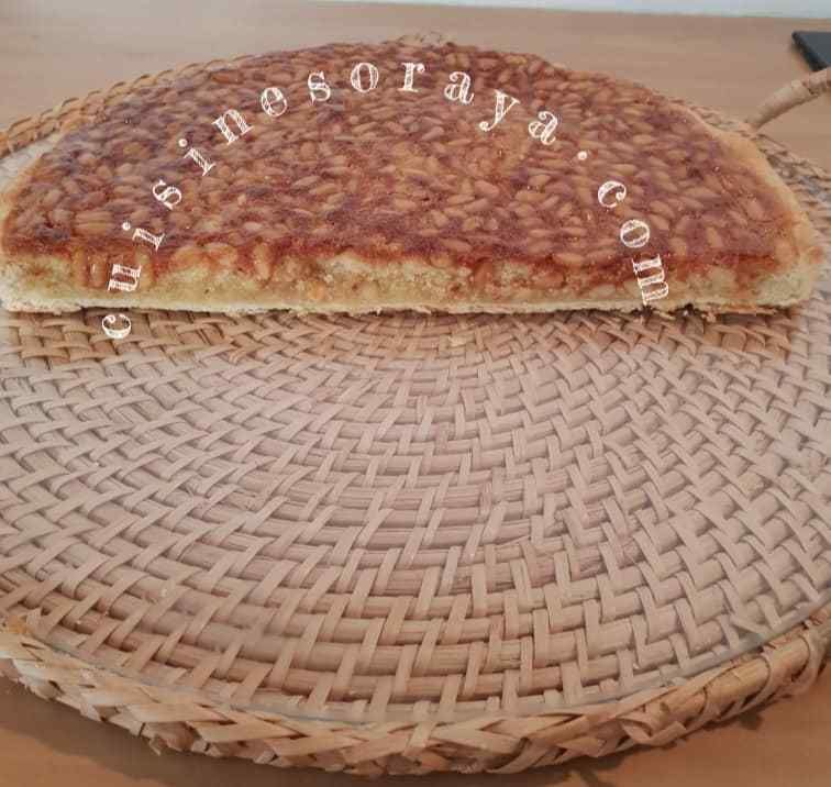 Tarte aux pignons et amandes