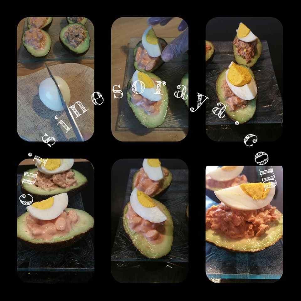 Avocat à l'escalope de poulet et avocat aux crevettes