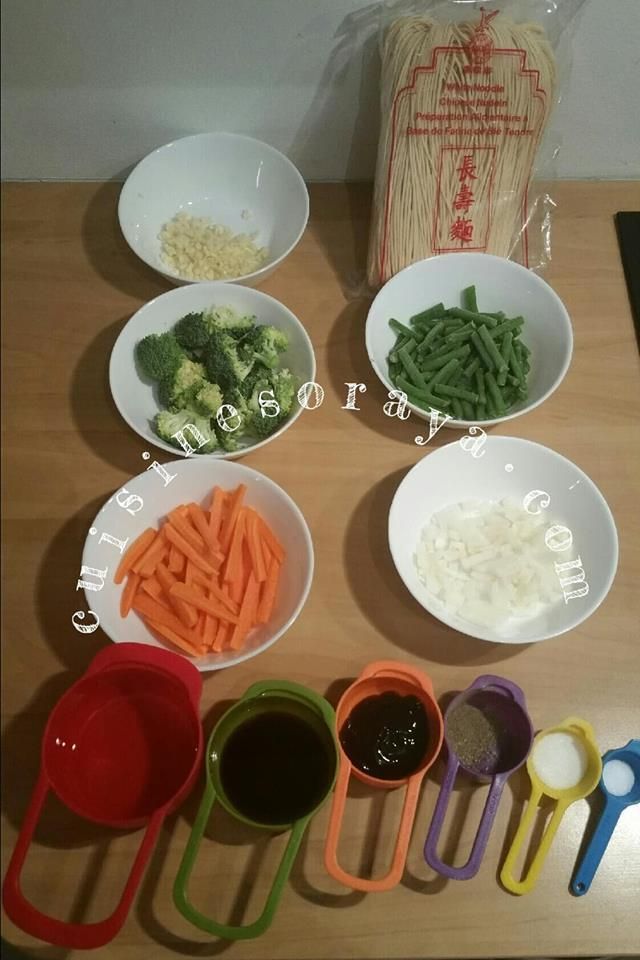Nouilles sautées aux légumes