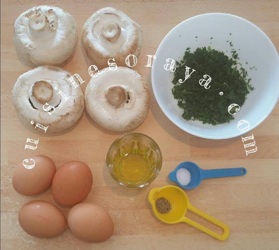 Champignon farci à l'oeuf