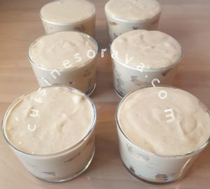 Tiramisu au praliné et poires