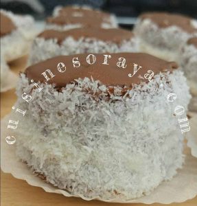 Gâteau choco, crème de lait et noix de coco