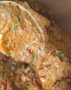 Hauts de cuisse de poulet crémeux à l’ail et parmesan