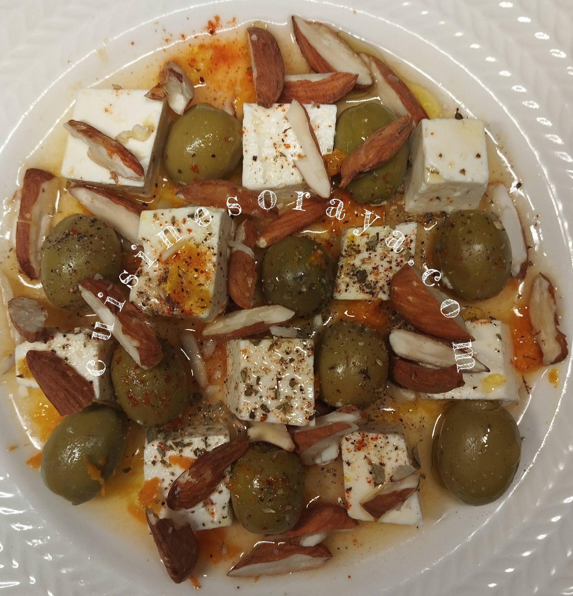 Dip méditerranéen de feta, olives & orange