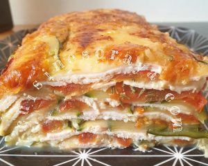 Courgettes en lasagnes à la tomate mozzarella et au poulet