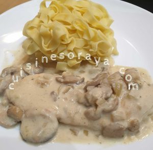 Escalope de poulet sauce crème de champignons
