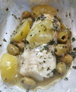 Papillotes de cabillaud au citron confit et aux olives