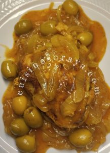 Poulet fondant au citron confit et aux olives vertes